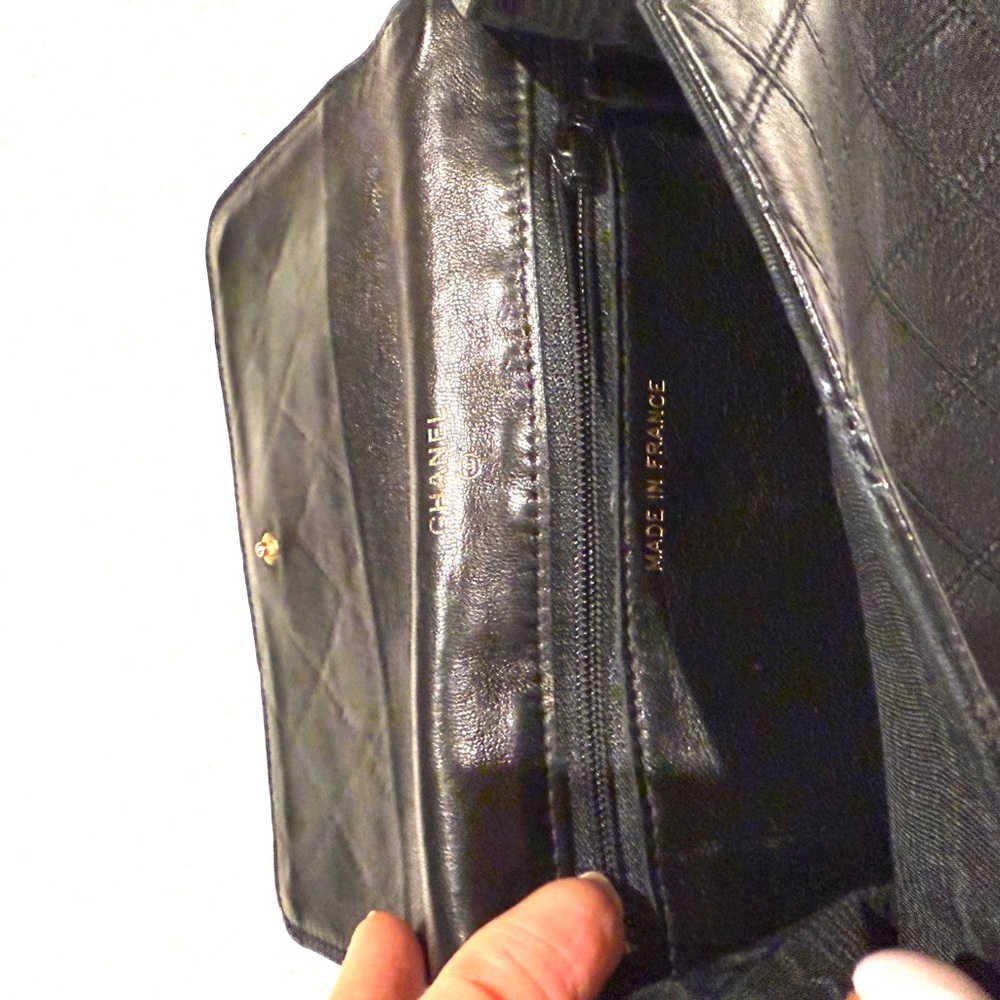 Chanel Black Quilted Leather Pouch - Picture 4 of 14